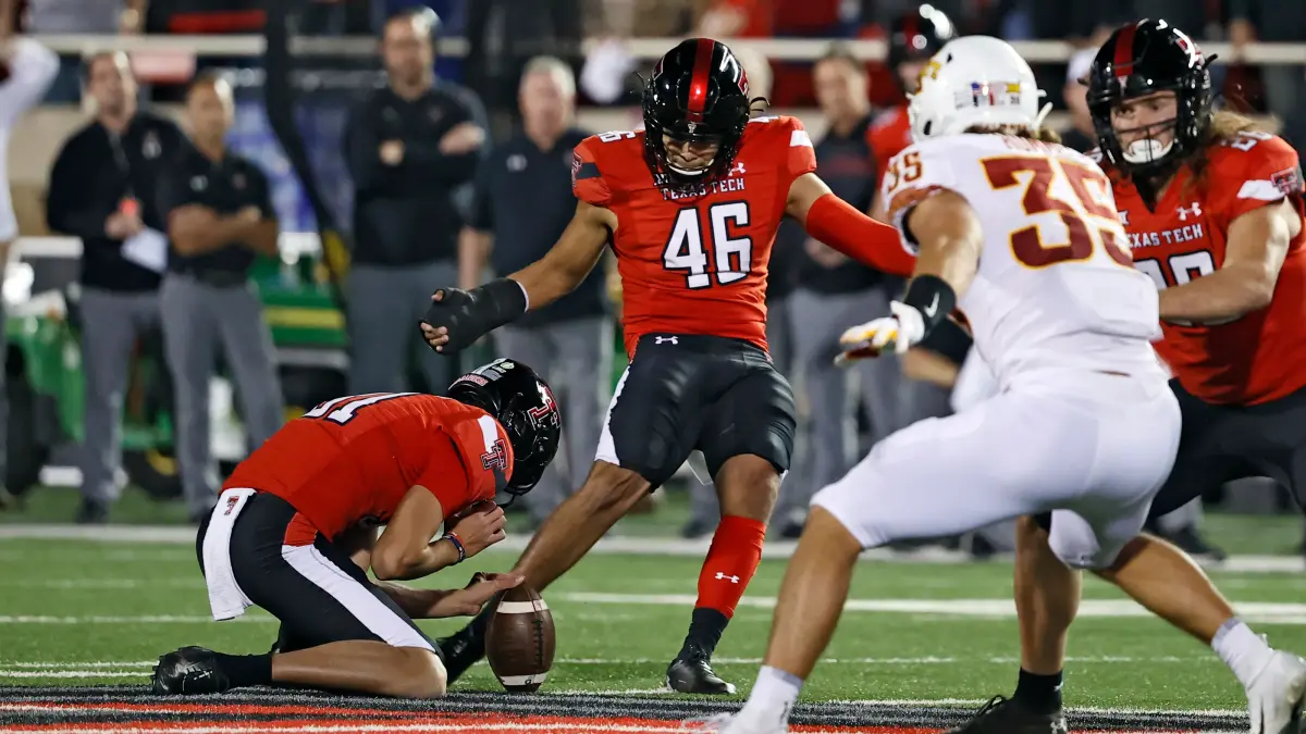 32e0a2aa-1b02-4299-b0ec-8095d2c64cf0-AP_Iowa_St_Texas_Tech_Football